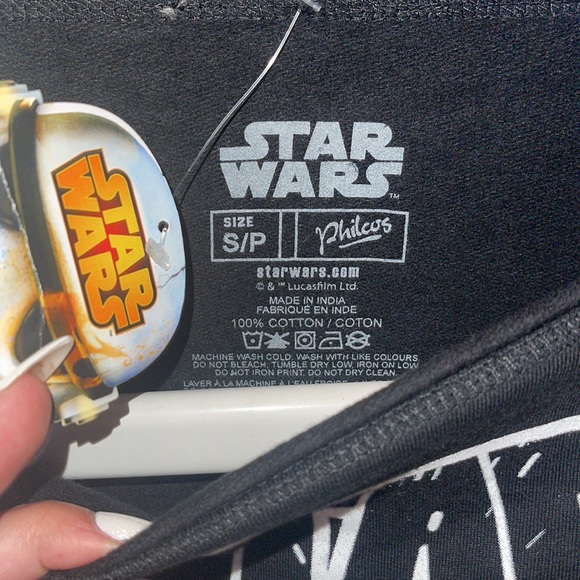 Womens off the shoulder STAR WARS sweatshirt - new with tags - size S - Picture 3 of 4